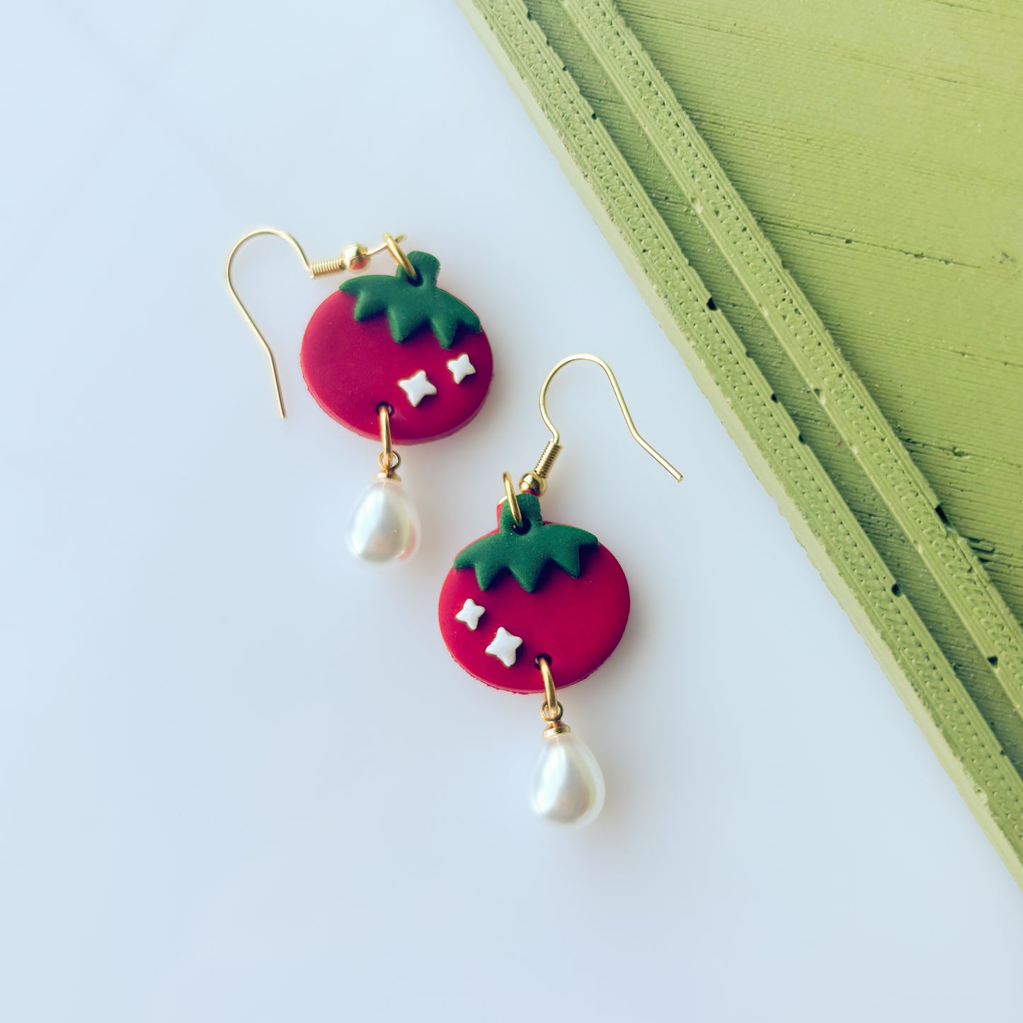 TOMATO MINI EARRINGS