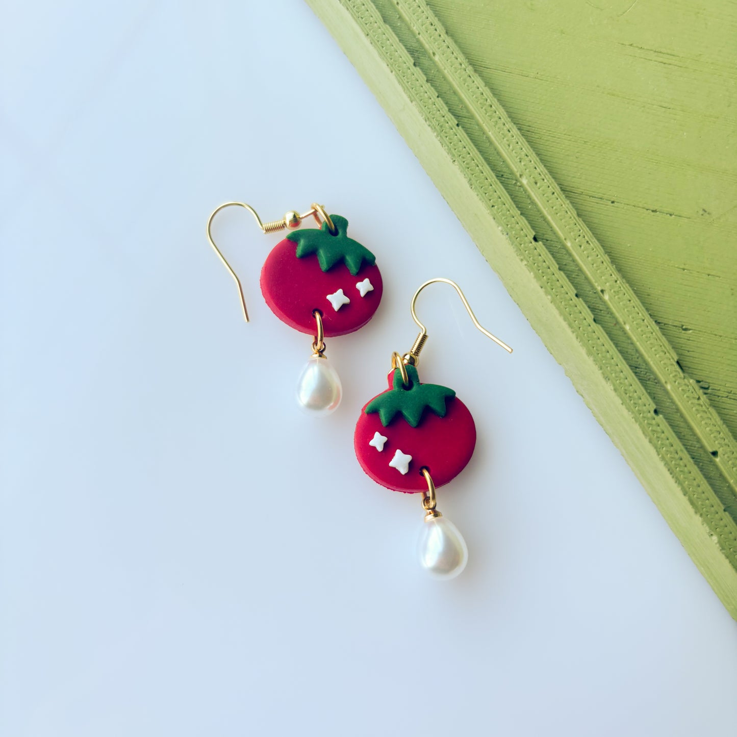 TOMATO MINI EARRINGS