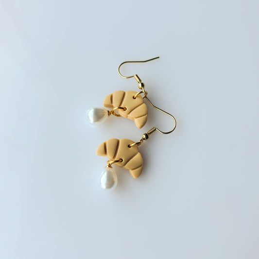 CROISSANT MINI EARRINGS