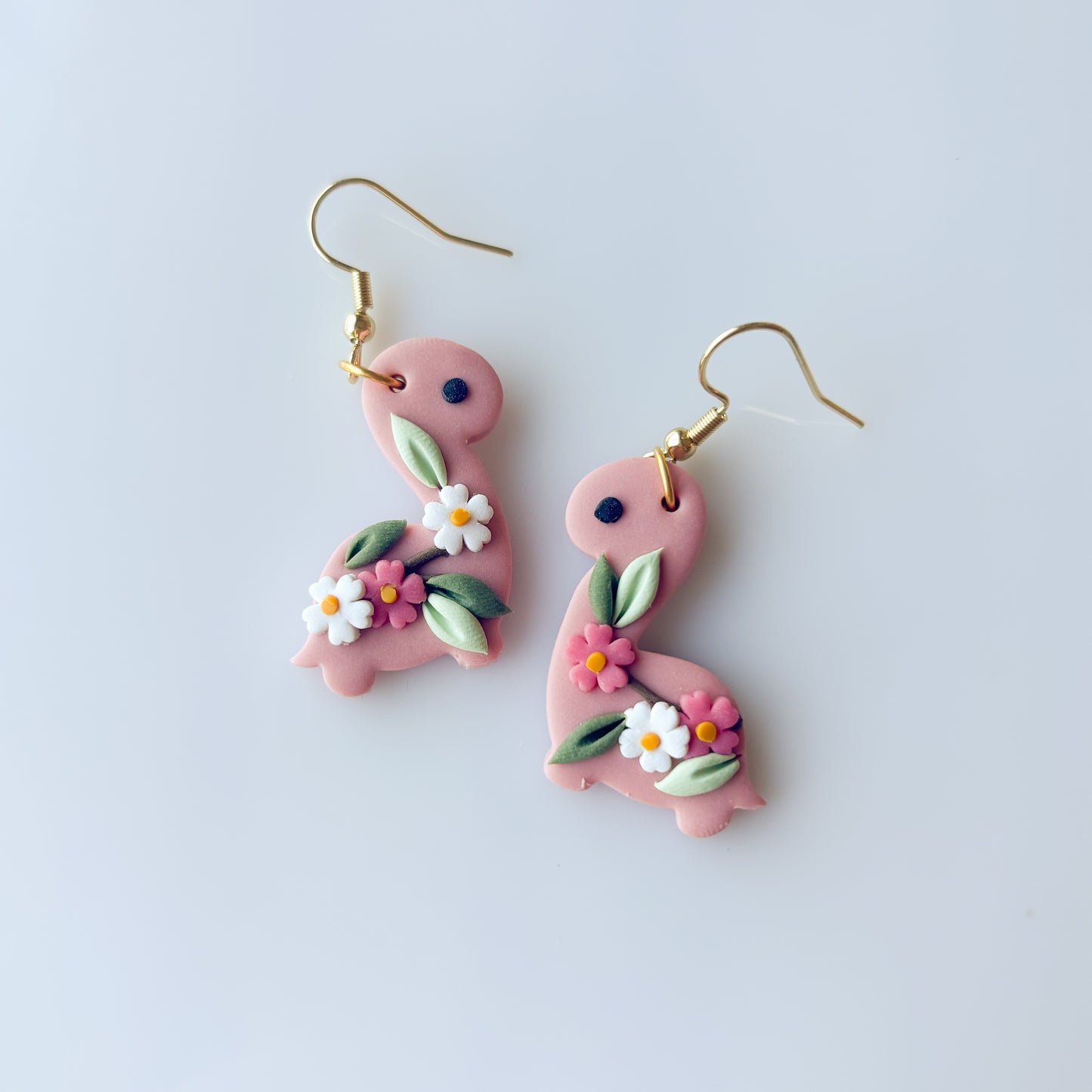 SAKURA DINO EARRINGS (BRONTO)