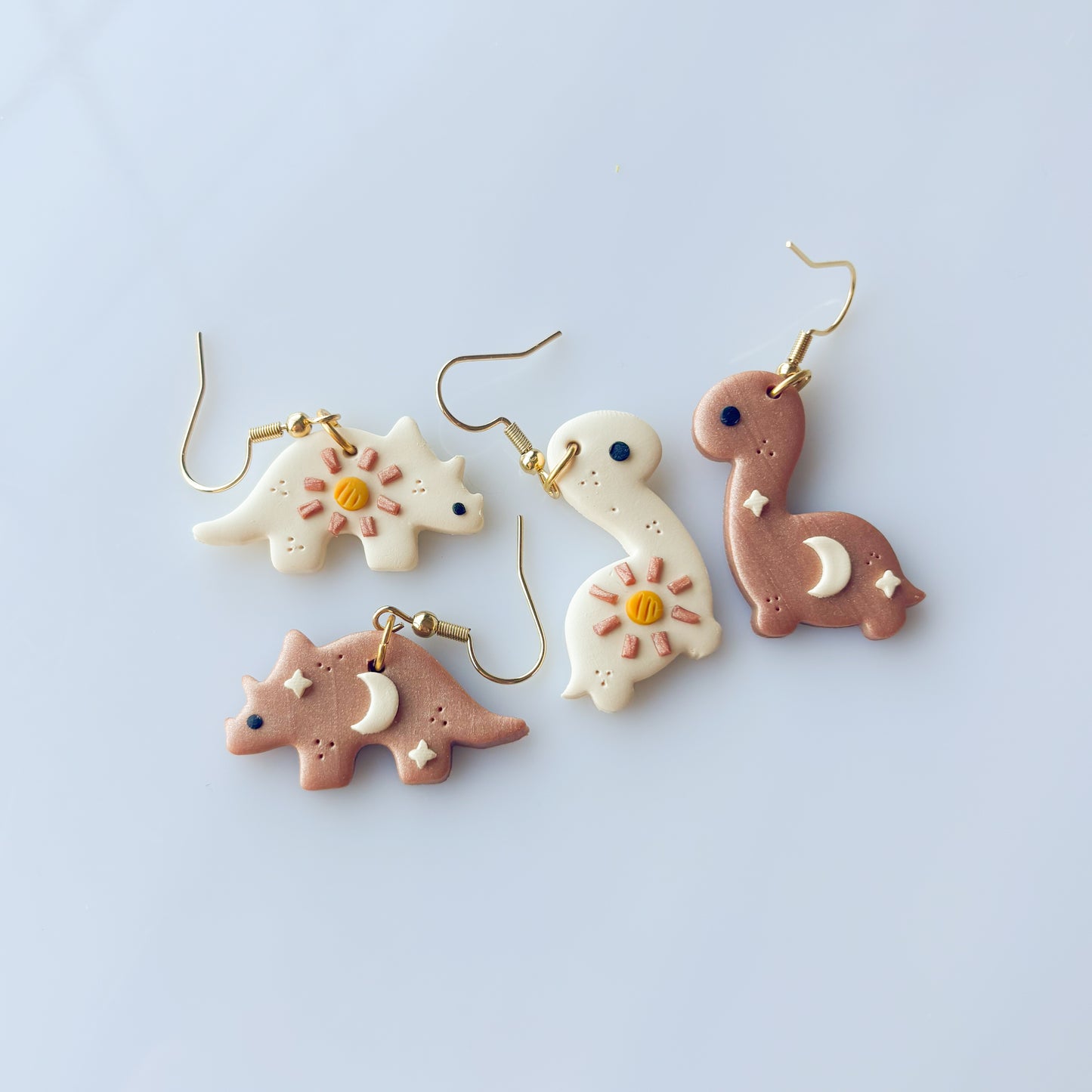 SUN & MOON DINO EARRINGS (BRONTO)