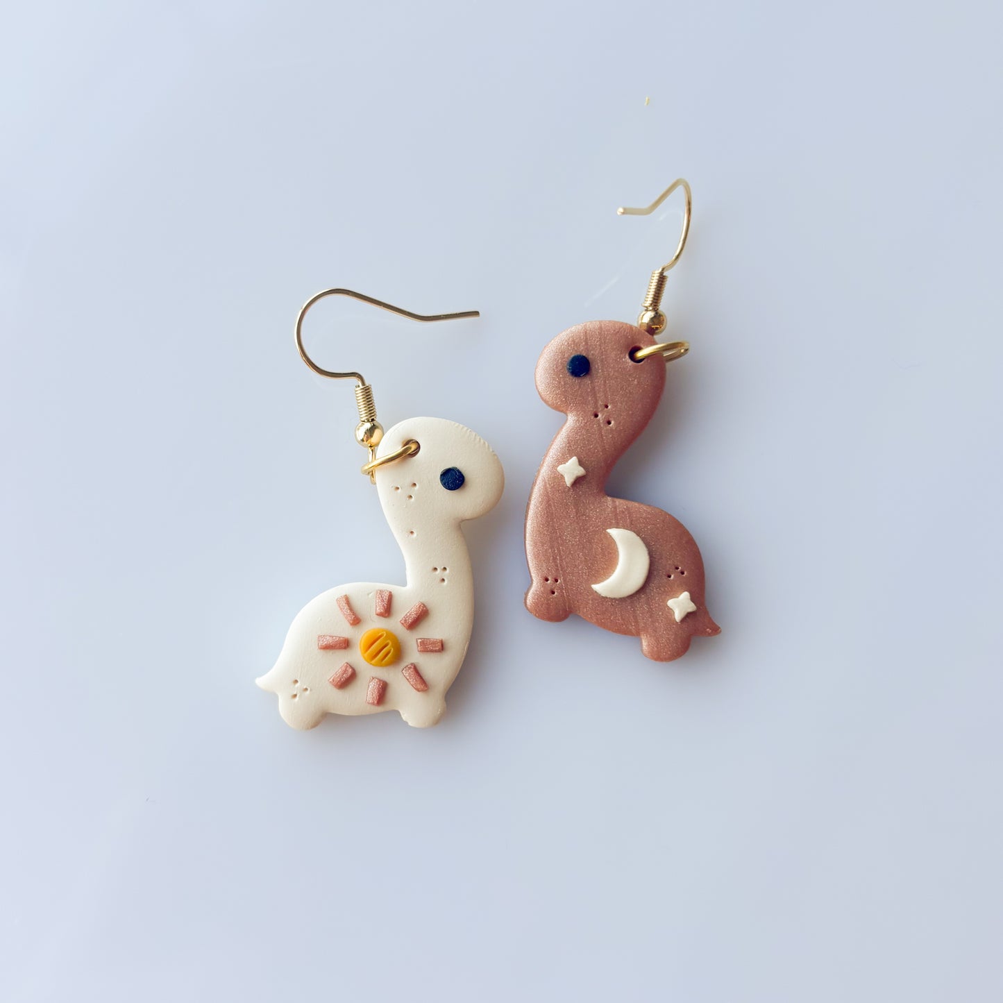 SUN & MOON DINO EARRINGS (BRONTO)