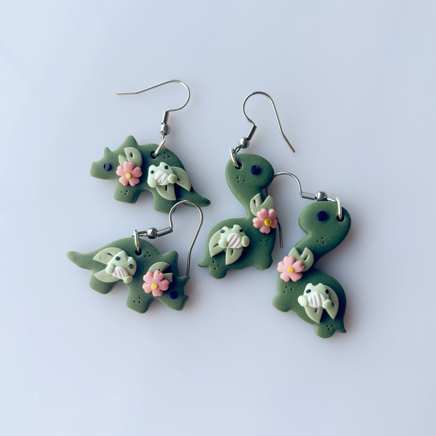 FROG LILYPAD DINO EARRINGS (BRONTO)