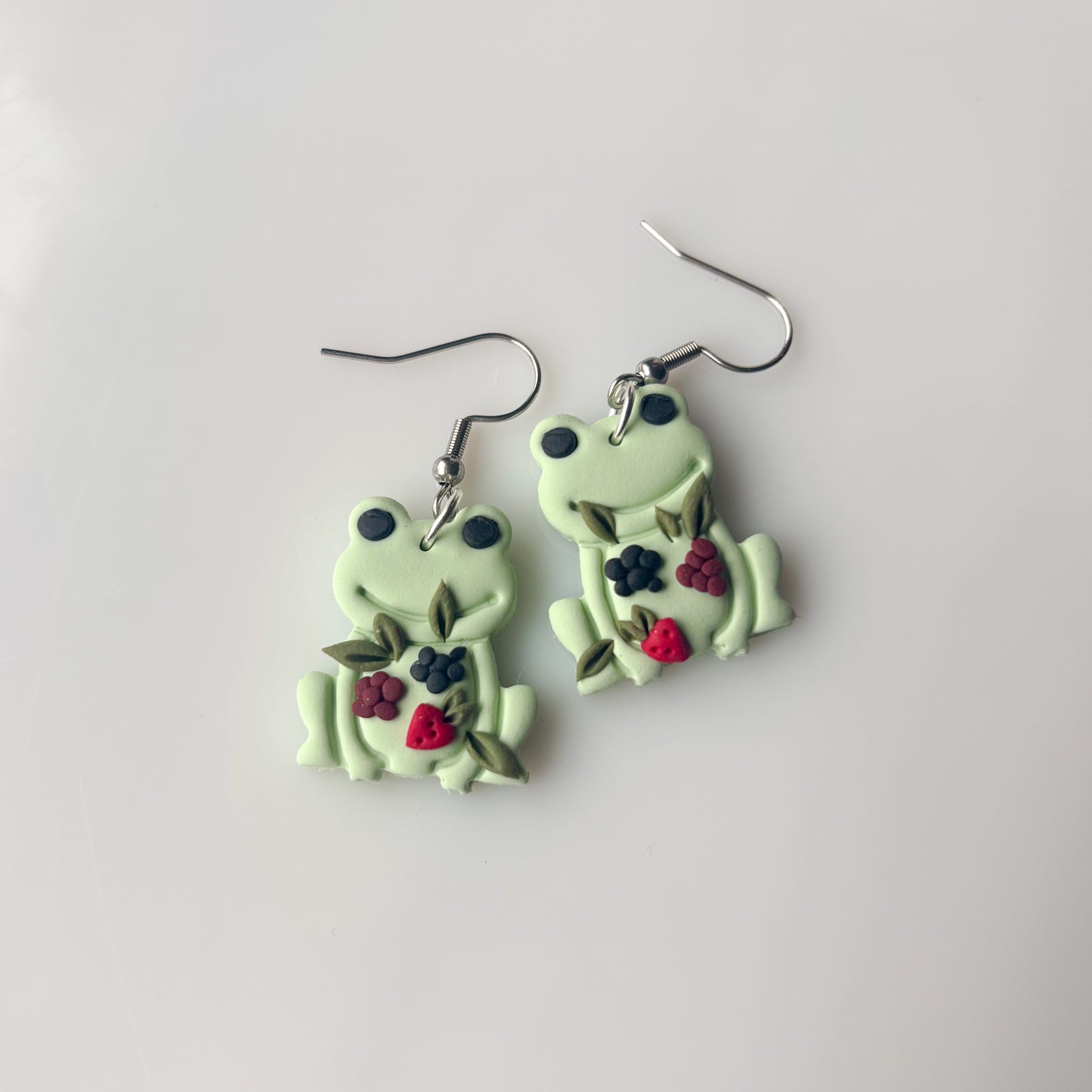 HARVEST BERRY FROG EARRINGS