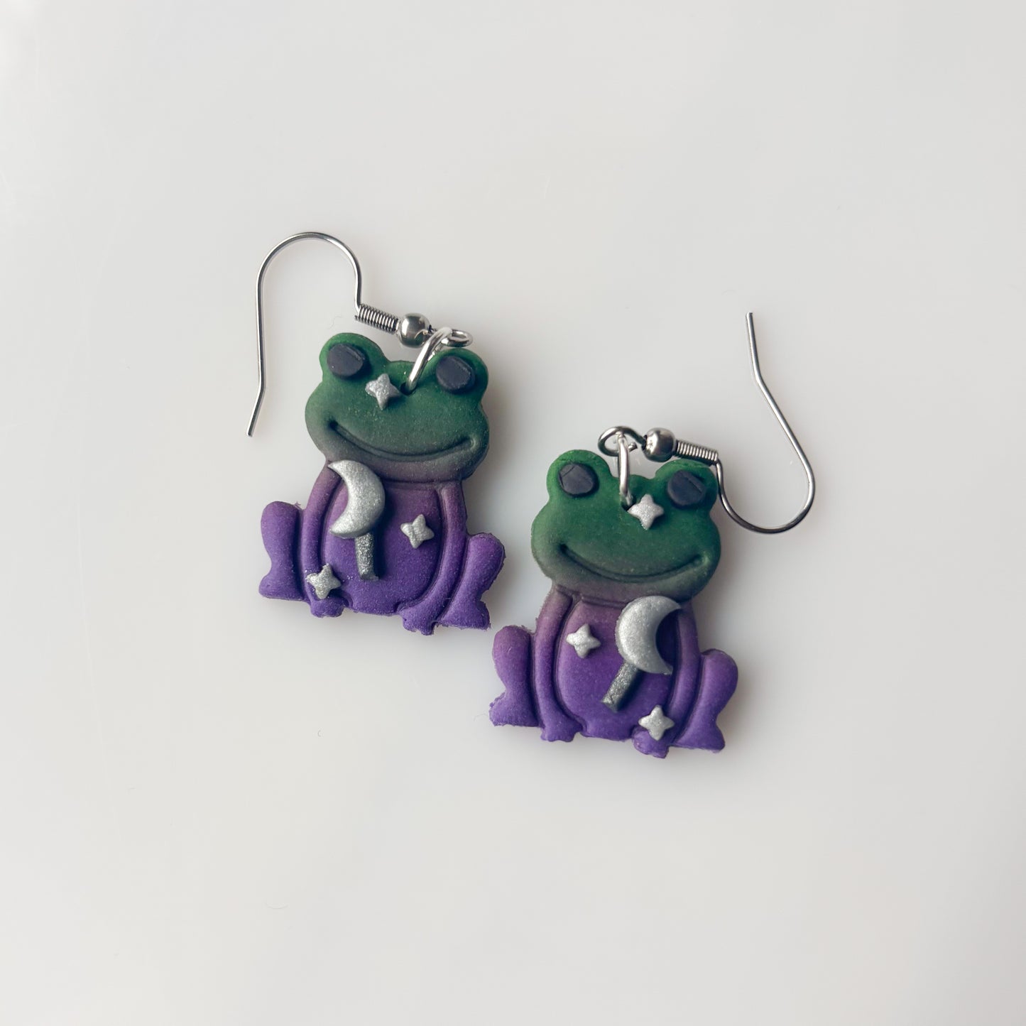 WITCHY FROG EARRINGS