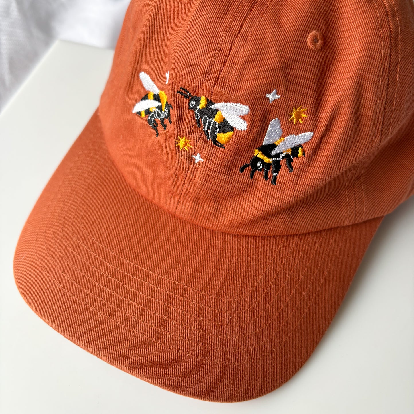 BURNT ORANGE BEE BASEBALL CAP