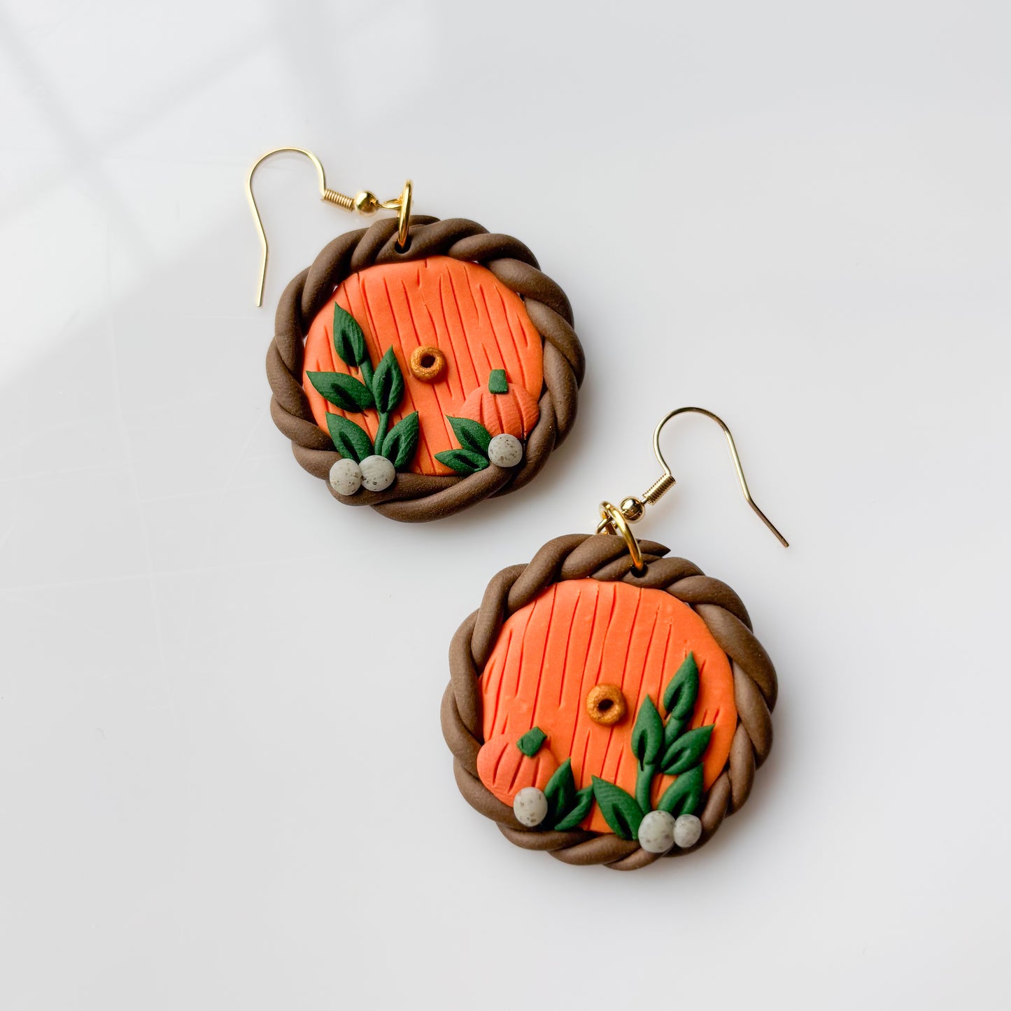 PUMPKIN HOBBIT DOOR EARRINGS